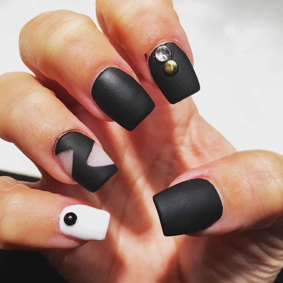 Nail Inspo Negative Space Manicure Xonecole