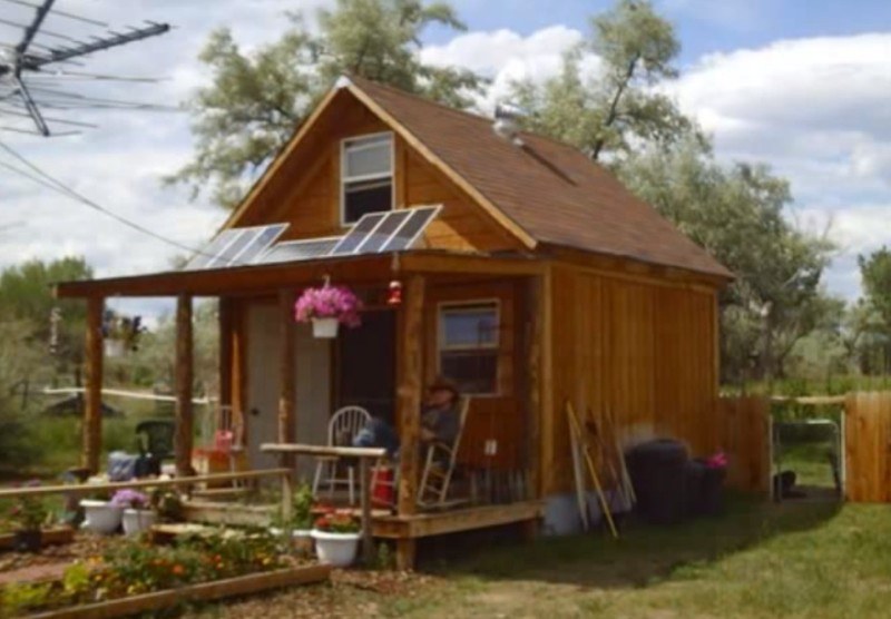 Diese kleine Holzhütte ist das perfekte Haus Fakten Guru