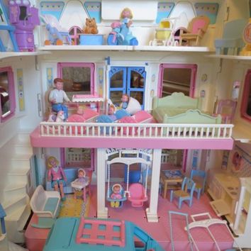 fisher price 1990s dollhouse