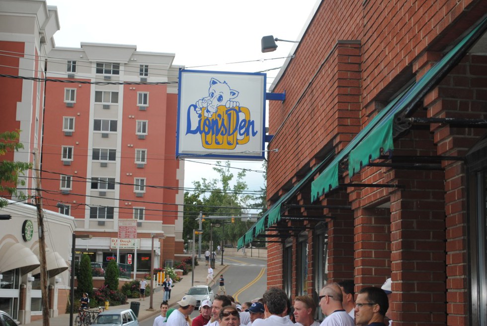 Penn State Bars 101 A Guide To 10 Of The Most Popular Spots Downtown