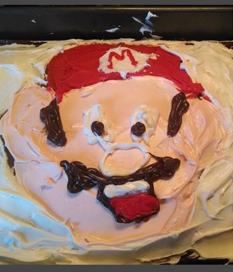 10 Weird Birthday Cakes