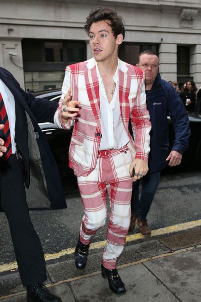 The Top 5 Harry Styles Outfits Of All-Time