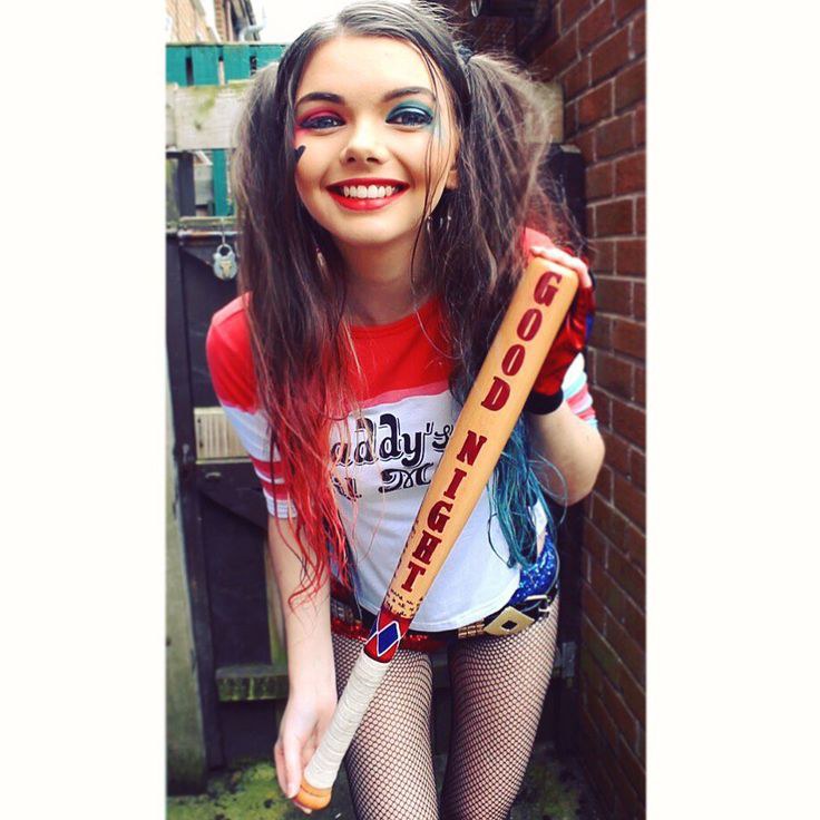 15 Halloween  Costumes You WILL See College Girls Wearing 