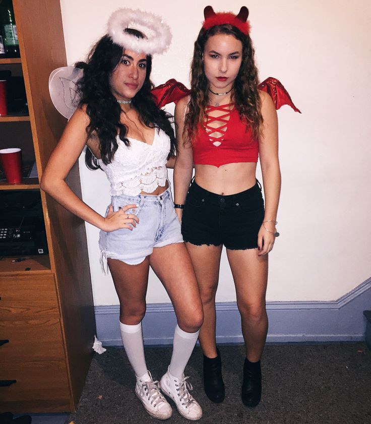 15 Halloween Costumes You Will See College Girls Wearing -5083