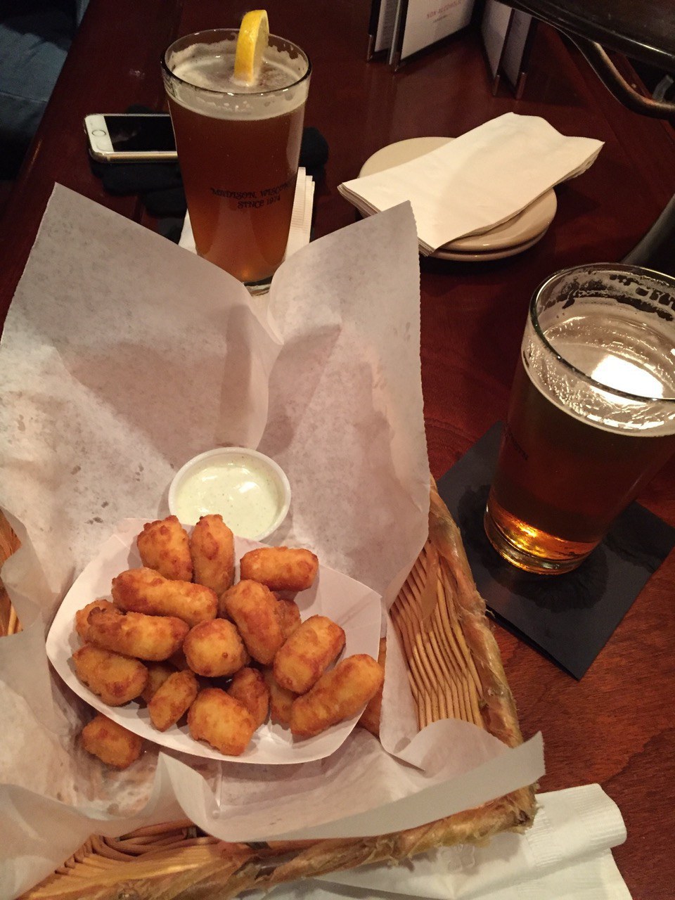 the-5-best-places-to-get-cheese-curds-in-madison-wi