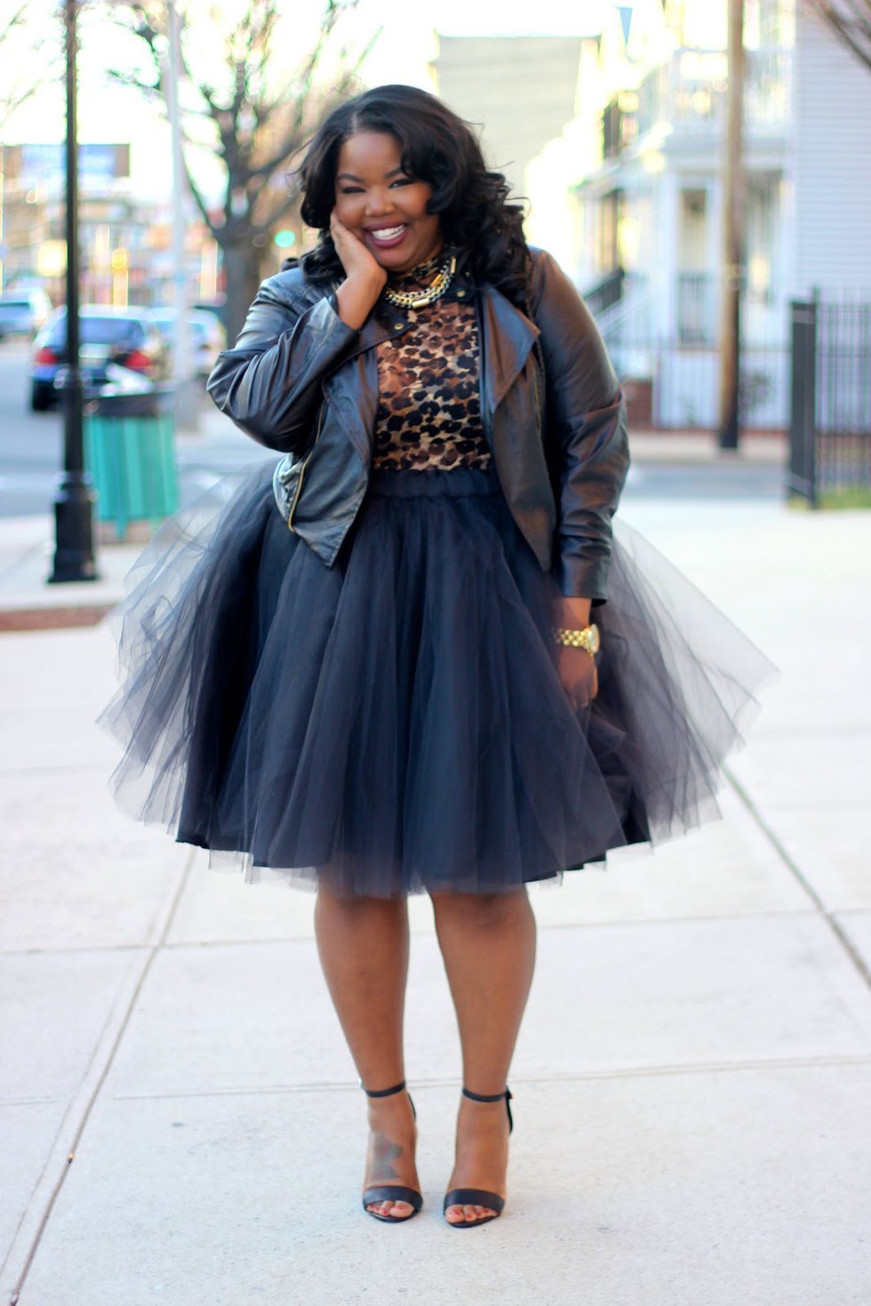 5-trendy-plus-size-valentine-s-day-looks