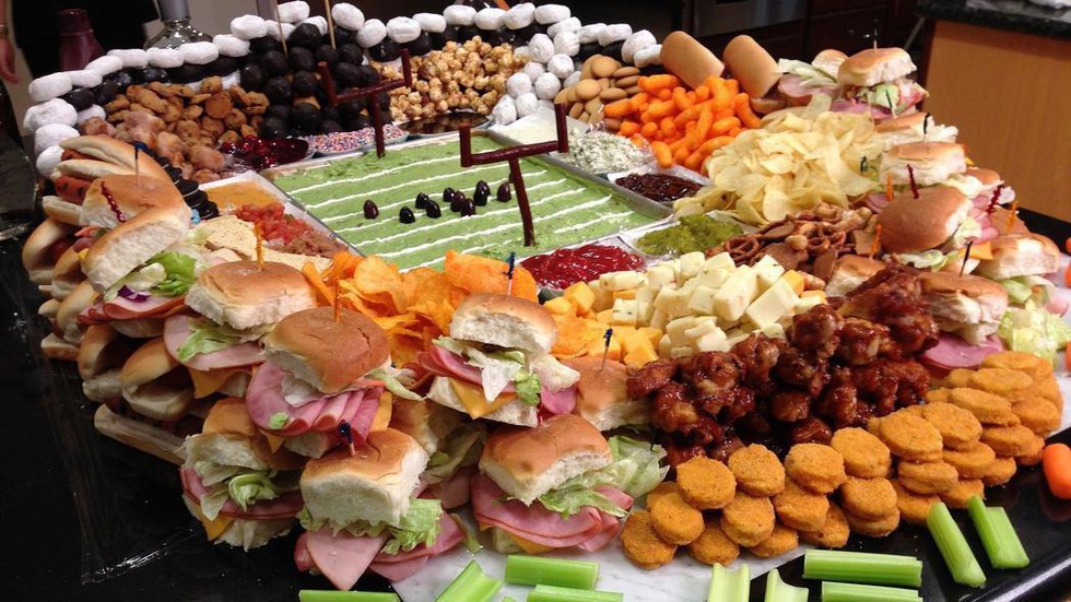 10 Reasons Non-Sports Fans Love The Super Bowl