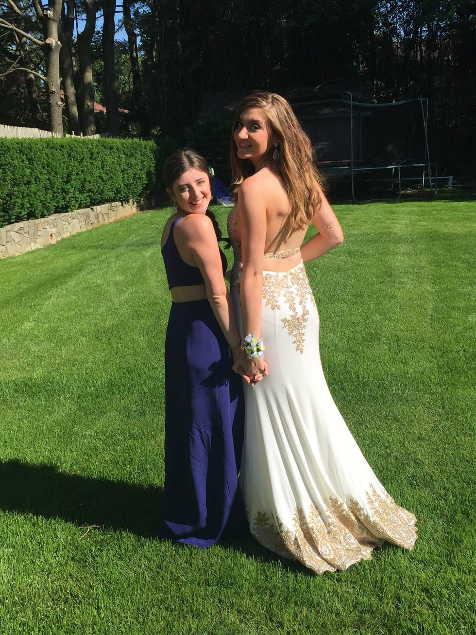 Best Friends Wedding Sch Tips And Inspiration Lincoln Co Woman Goes Into Labor At Best Friend S Wedding You