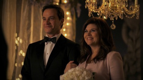 7 Reasons Why Peter And Elizabeth Burke From 'White Collar' Are ...