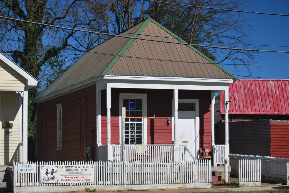 Historic Shotgun Houses of Columbus' Historic District