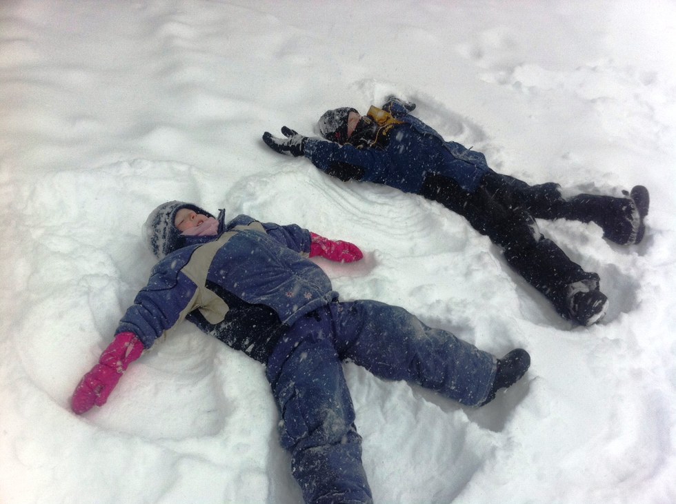 12 Completely Childish Things To Do In The Snow