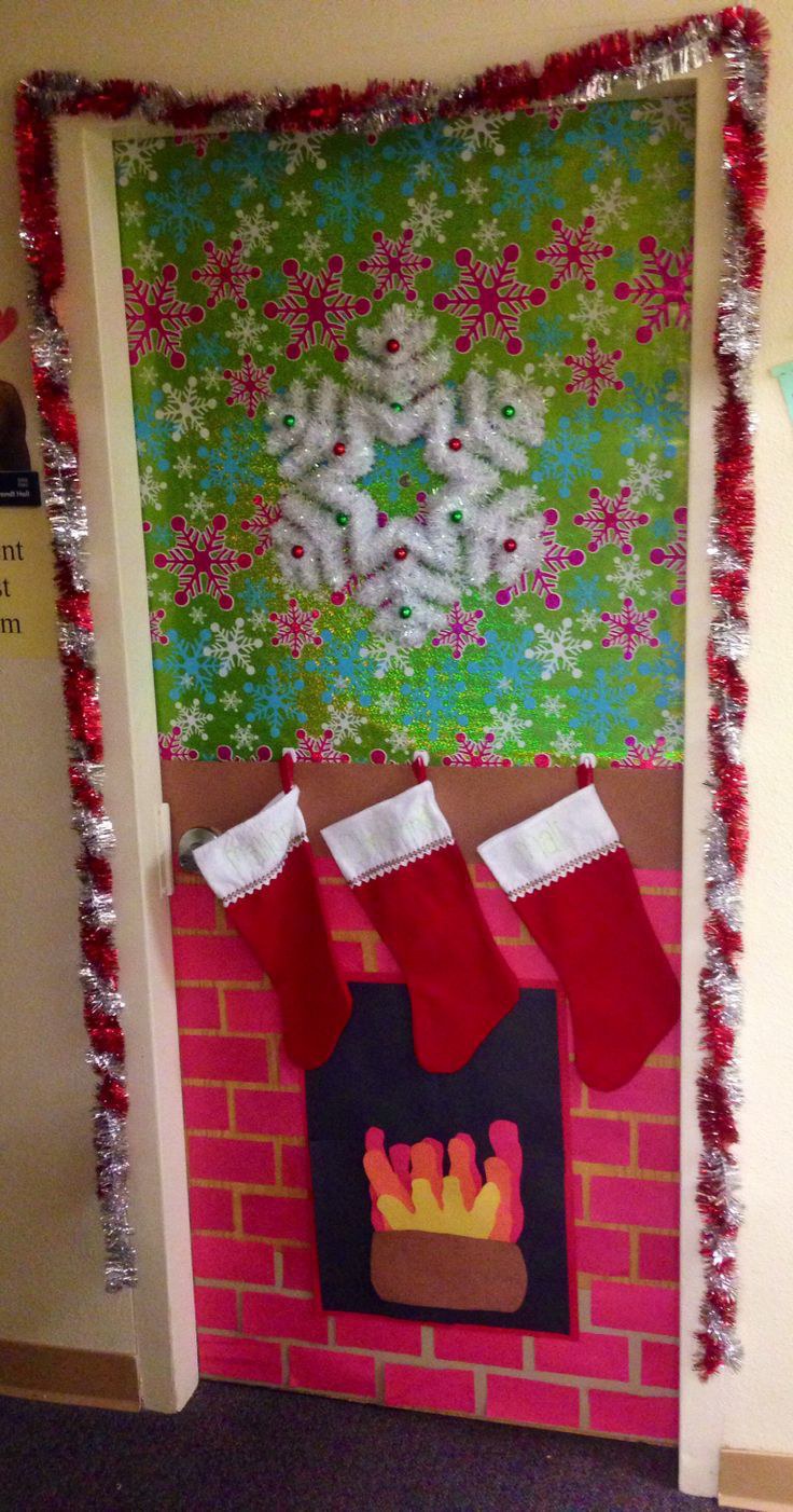 Dorm Door Christmas Decorating Ideas Beautiful 27 Best Decorate Your Door However You Please With Construction Or Wring Paper The Ideas Are Endless