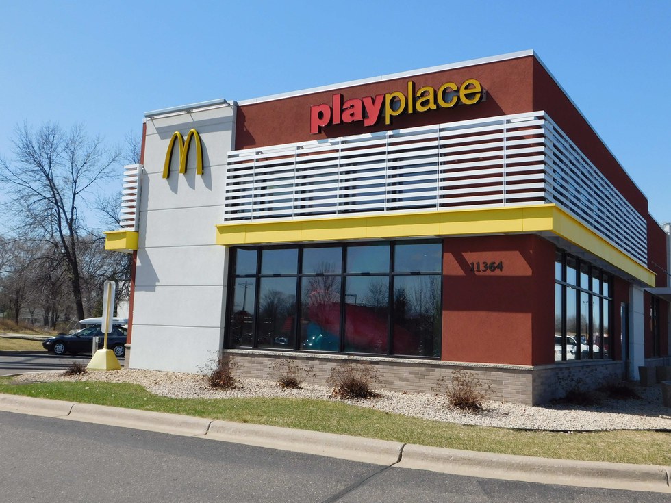 17 Signs You Graduated From Anoka High School 