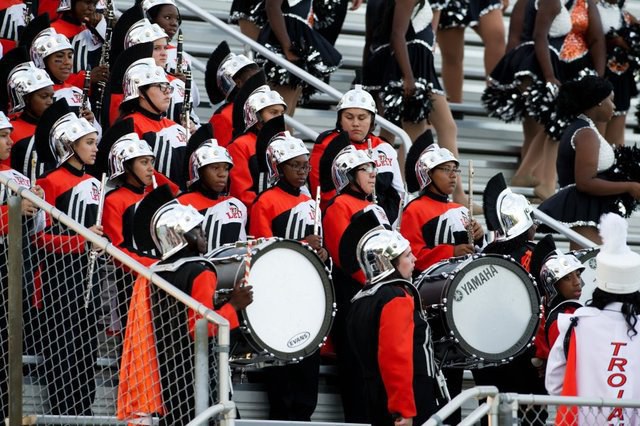 marching-band-handbook-high-school-vs-college