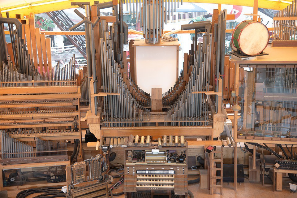 7-fascinating-facts-about-the-pipe-organ