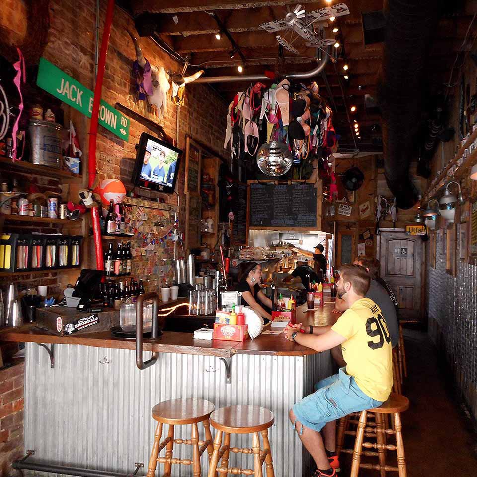 14 Places To Eat In Richmond When You