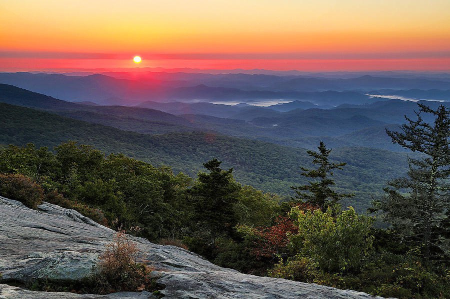 5 Incredible Sights To See In Boone, North Carolina This Spring