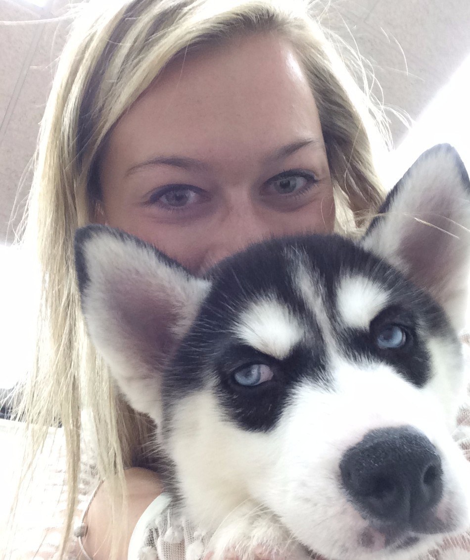 10 Signs Youre Dating a Dog Person 10 Signs Youre Dating a Dog Person