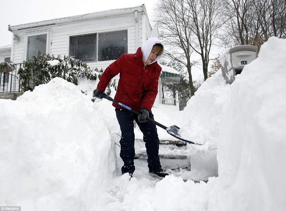 12 Struggles Of Living In The Snow