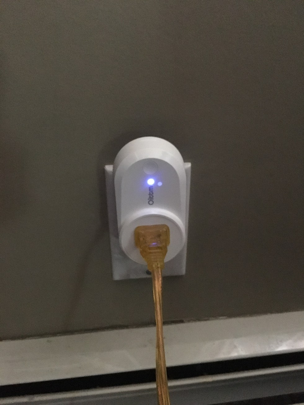Oittm Wi-Fi Smart Plug