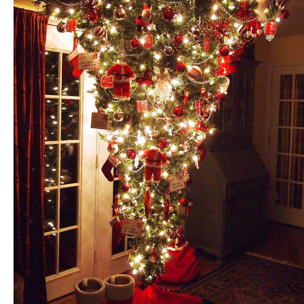 If Your Christmas Tree Isn t Upside down This Year You re Doing It Wrong 7x7 Bay Area