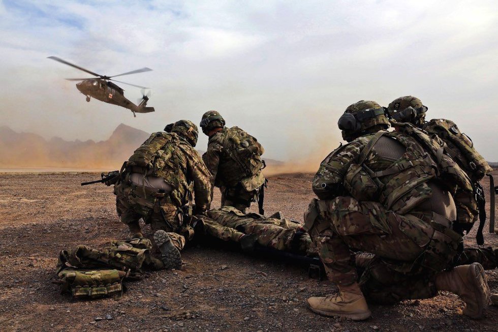 22 photos inside 'Dustoff' — the Army's lifesaving medevac crews We