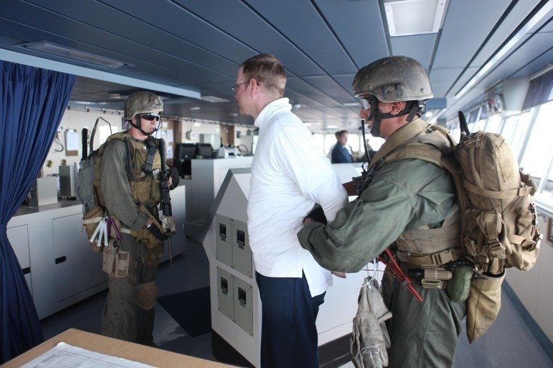 Here's how Navy SEALs take down a hostile ship We Are The Mighty