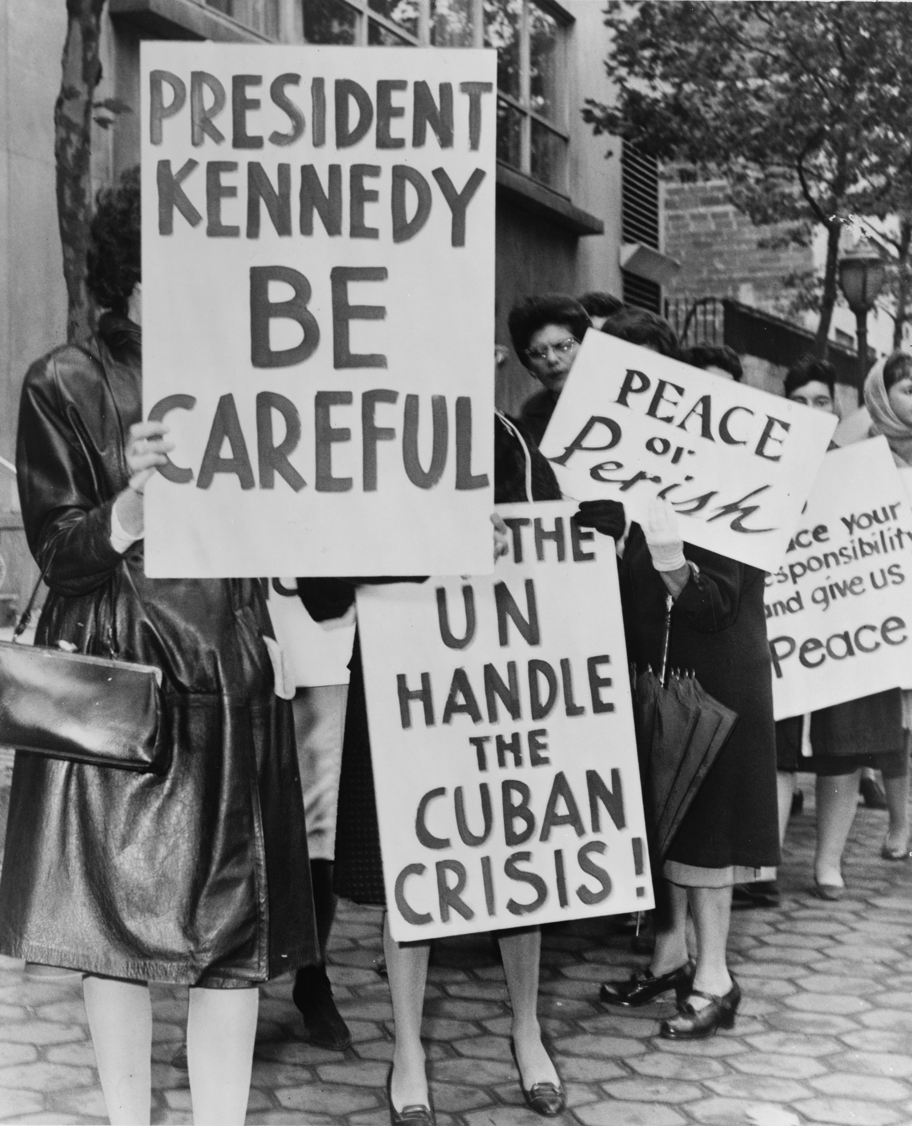 13 Days Cold War Cuban Missile Crisis 1960's Writing Activity BUNDLE US  History