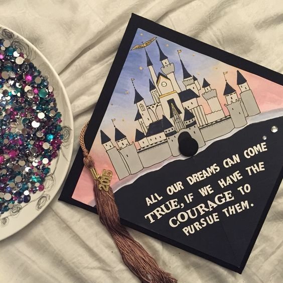 35 Graduation Cap Decorating Ideas For Disney Lovers