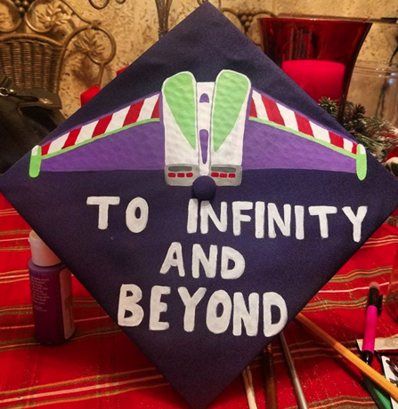 25 College Graduation Caps For Disney Lovers That Are Pure Magic