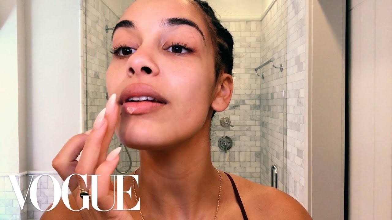 Jorja Smith Beauty Skincare Routine - xoNecole