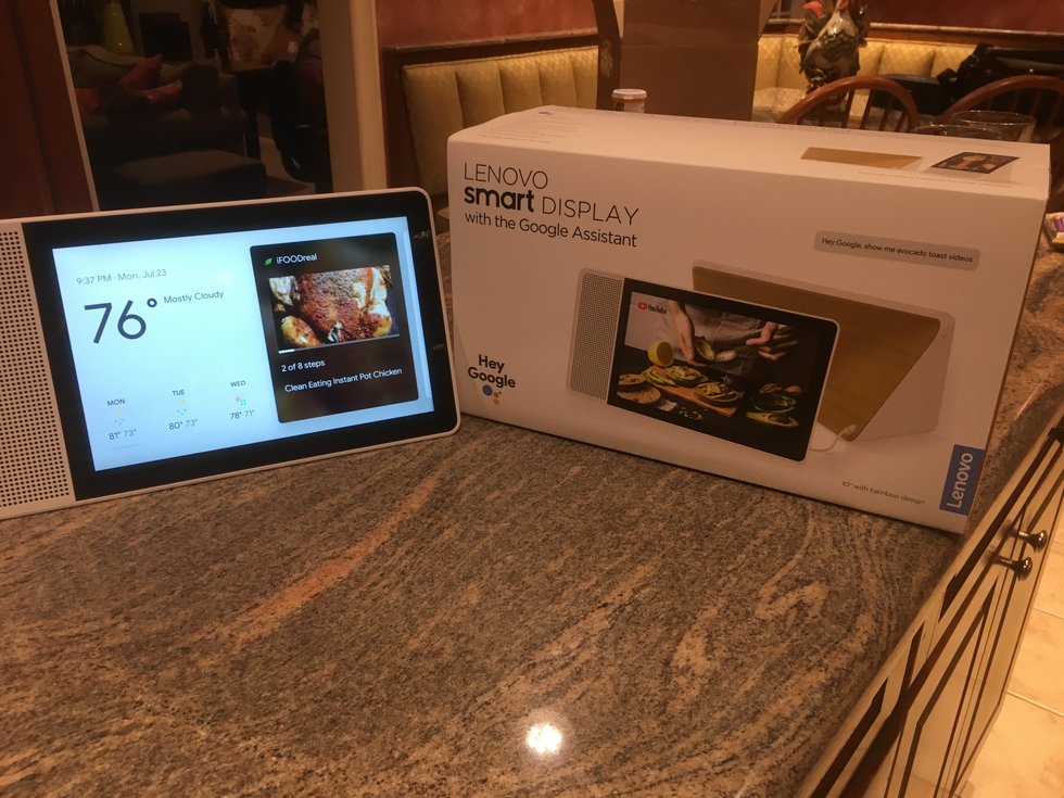 Lenovo Smart Display with Google Assistant Review - Gearbrain