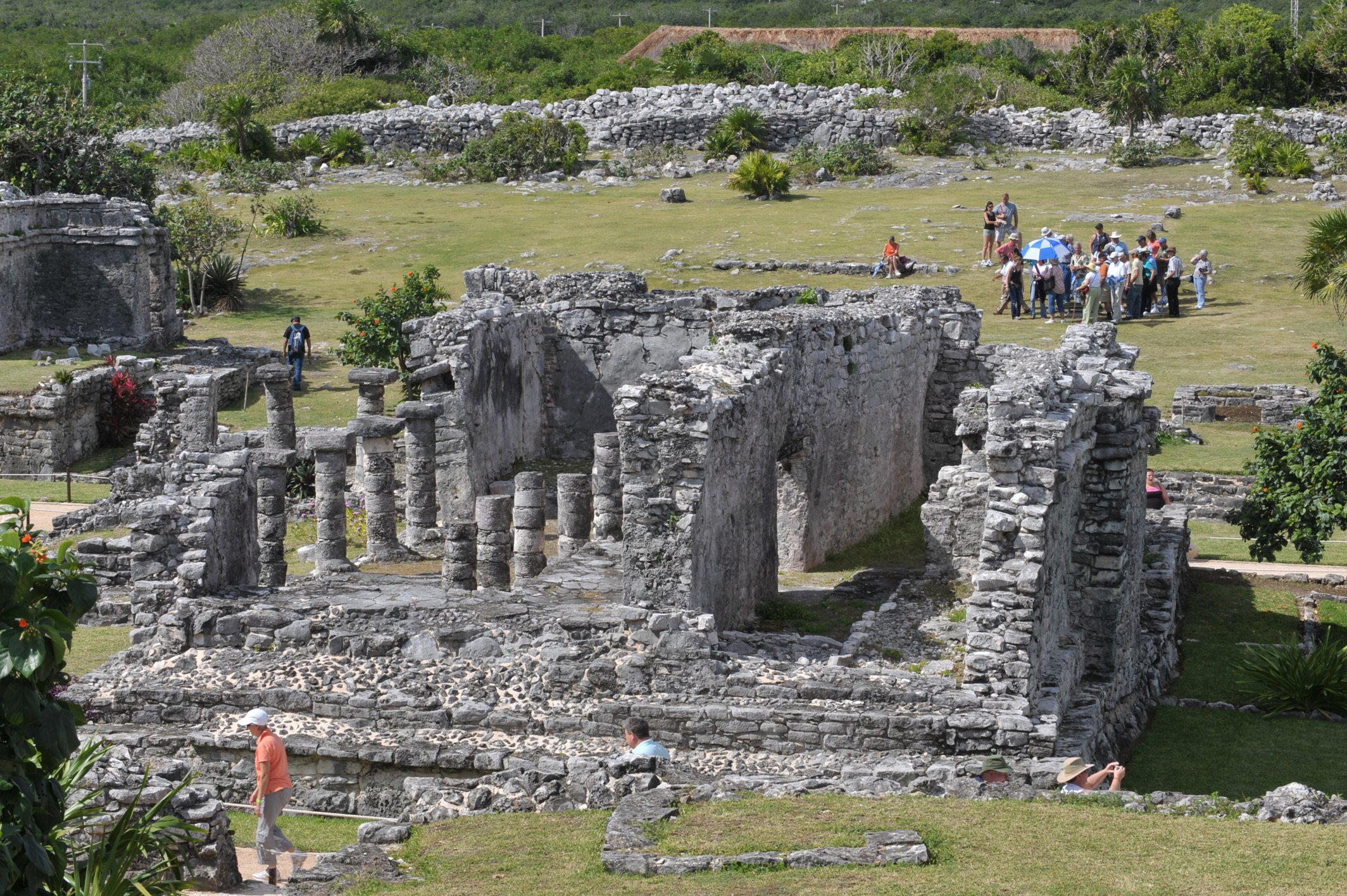 The 15 Year Old Teen Who Discovered A Lost Mayan City Takes On His Critics Big Think