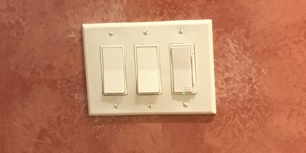 Leviton Decora Smart Switch and Plug Reviews for Smart Home