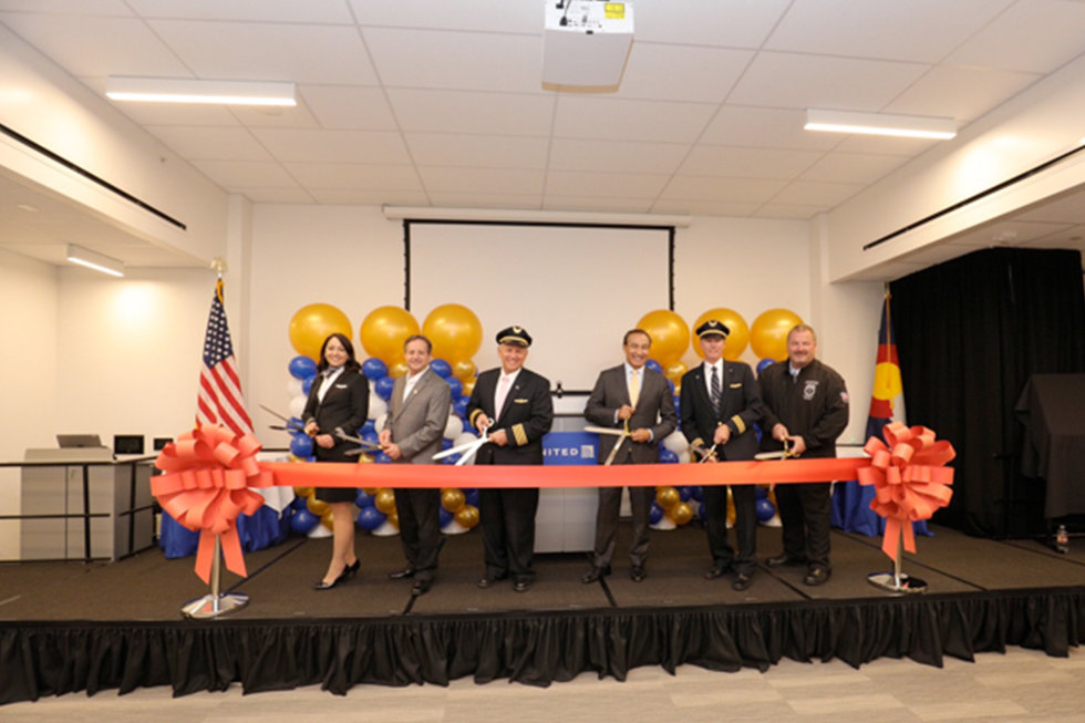 Î‘Ï€Î¿Ï„Î­Î»ÎµÏƒÎ¼Î± ÎµÎ¹ÎºÏŒÎ½Î±Ï‚ Î³Î¹Î± United Airlines unveils world's largest and industry-leading flight training center