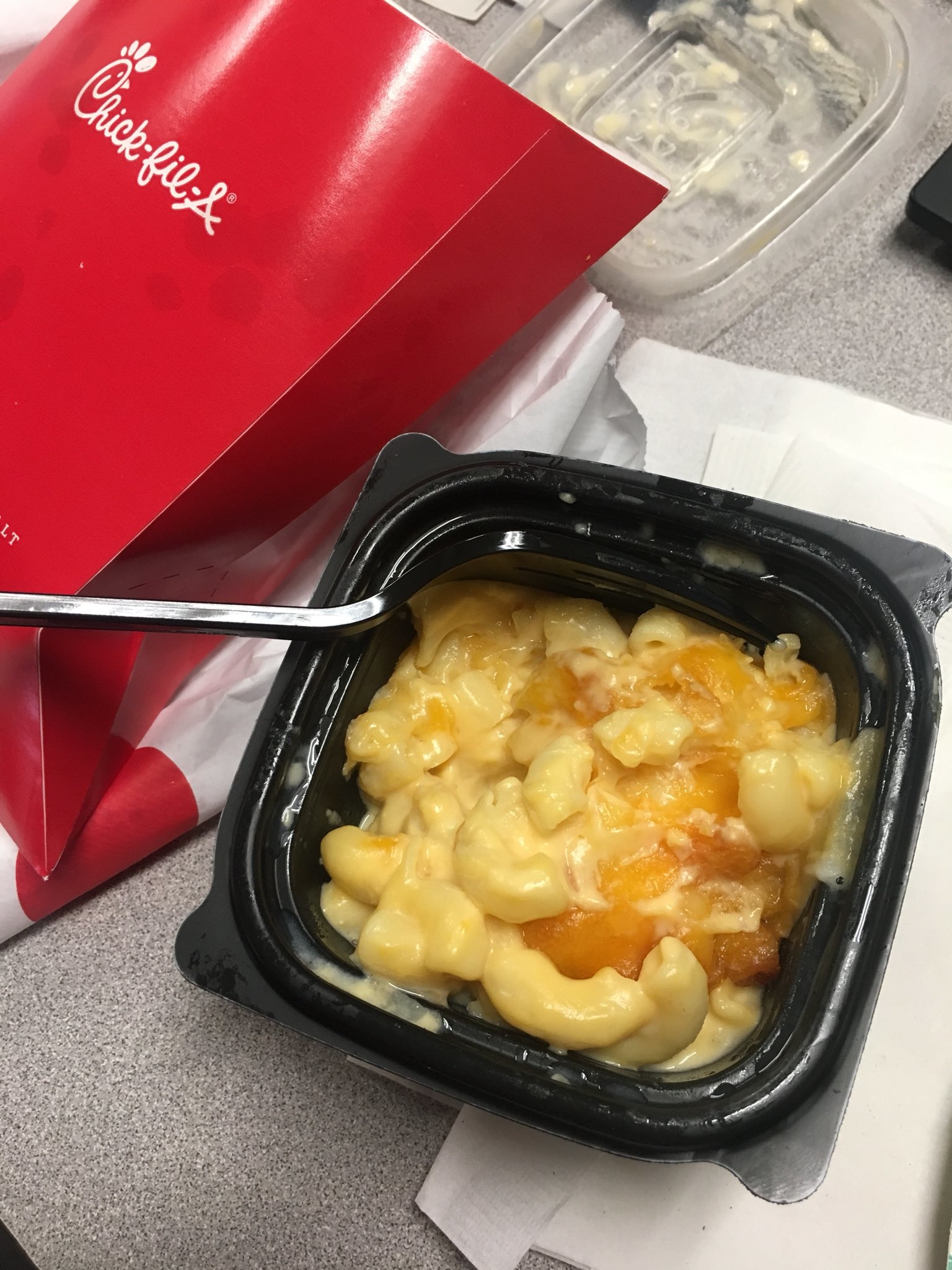 How does chick fil a make mac n cheese listingspor
