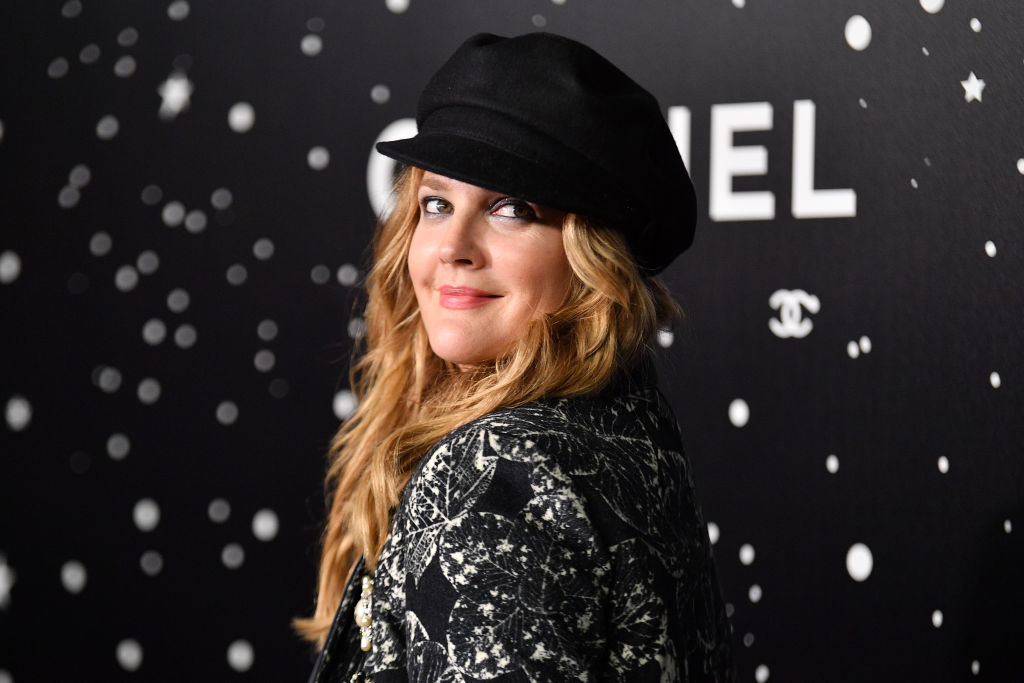 Drew Barrymore Shows Off 25 Lb Weight Loss On Instagram, Admits It's 'Hard AF' 1 origin