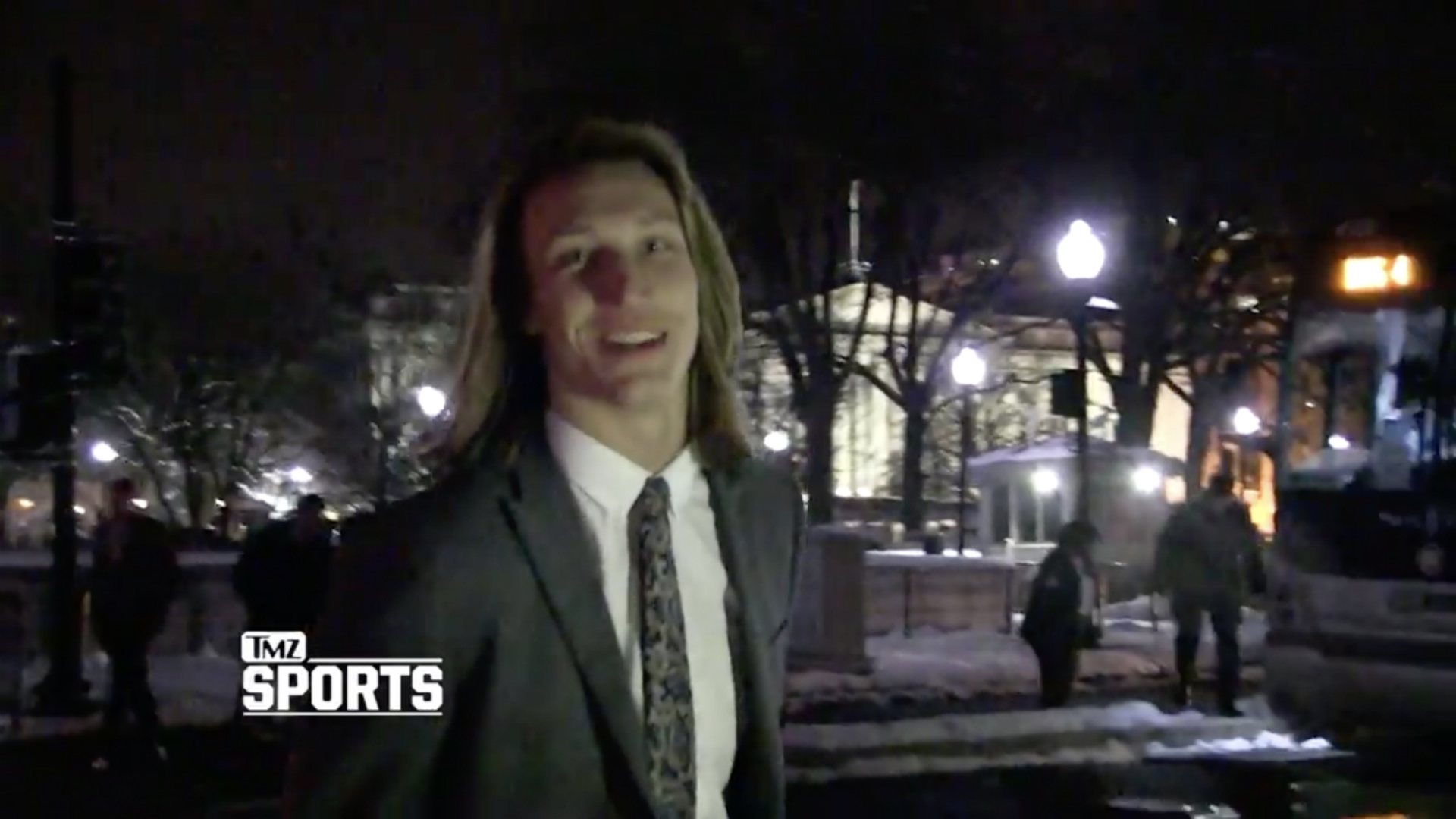 Sorry Haters Clemson Qb Trevor Lawrence Praises Trumps