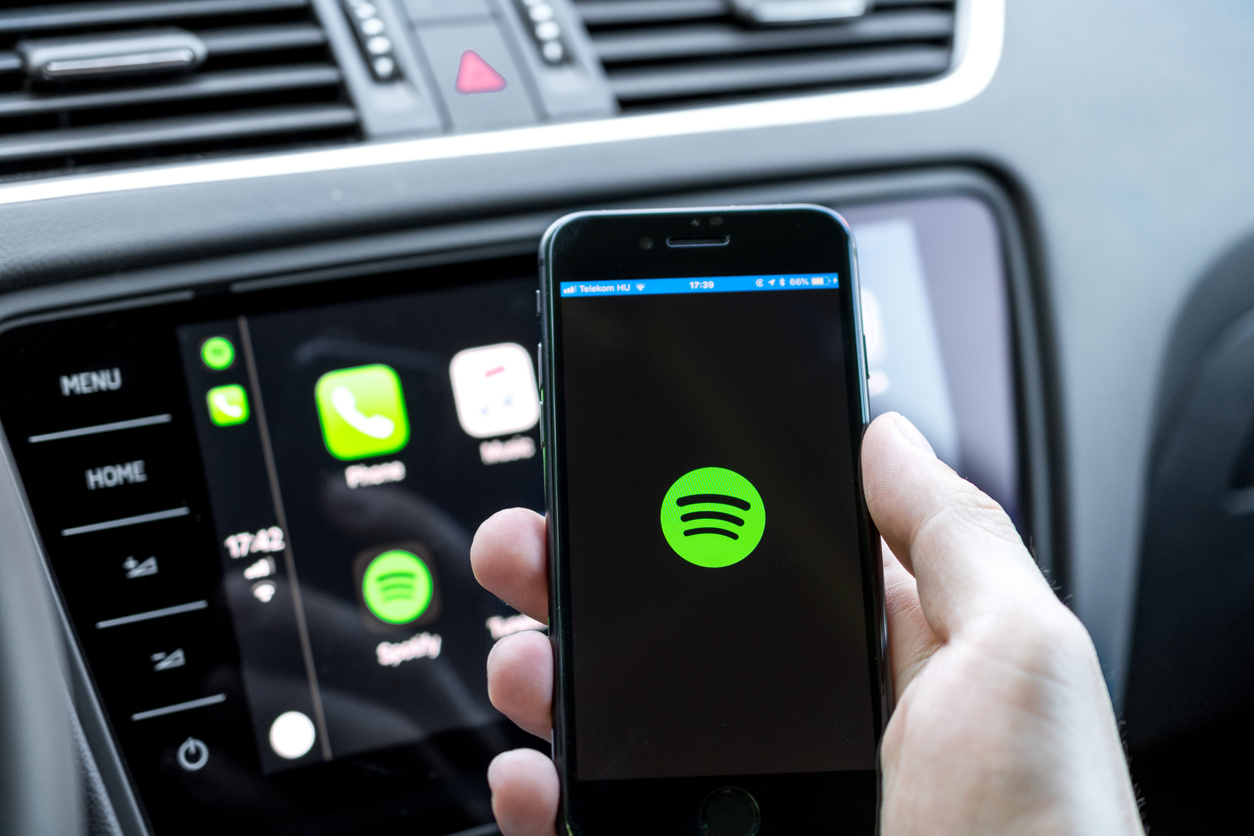 Pioneer Radio für Mitsubishi Pajero bis 2007 Bluetooth Spotify Android iPhone
