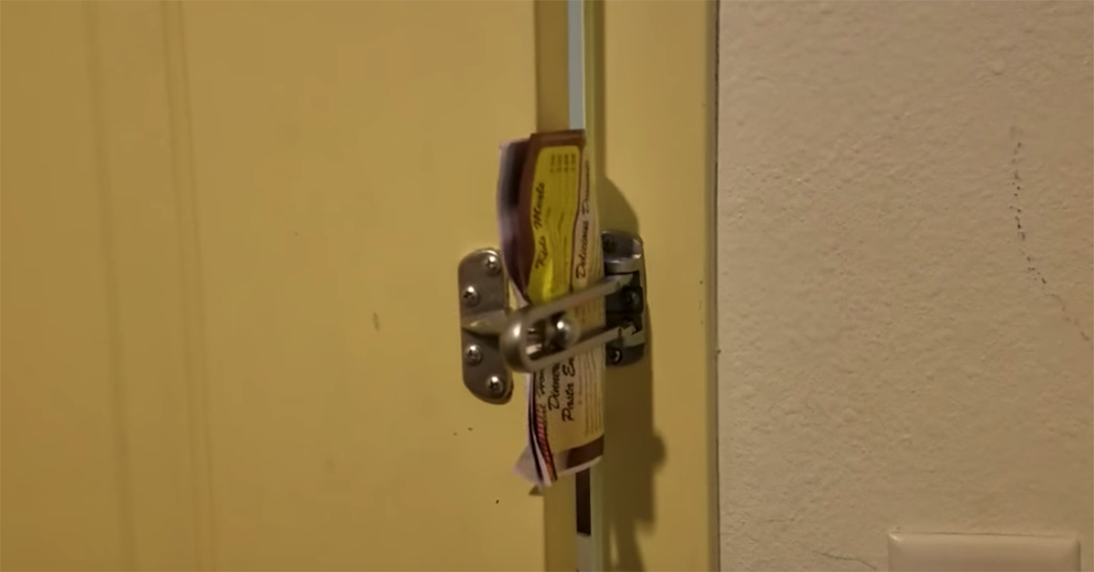 This Hotel Door Being Opened With A Piece Of Paper Is A Powerful Reminder To Use The Bolt Lock Good