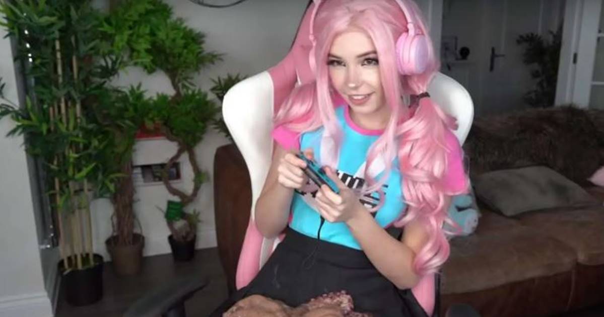 Instagram belle ban delphine Belle Delphine