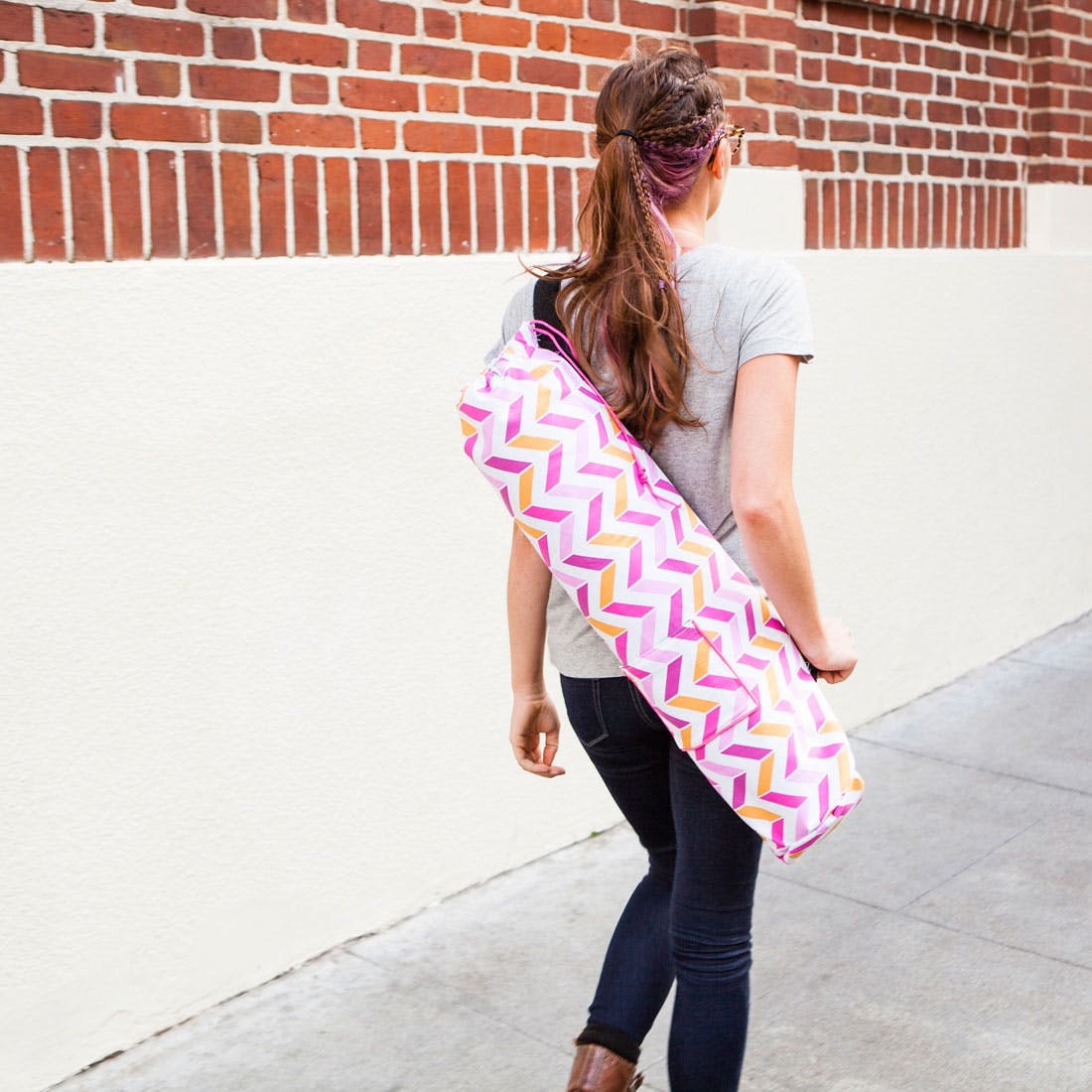 How to Make Your Own Colorful Custom Yoga Bag - Brit + Co