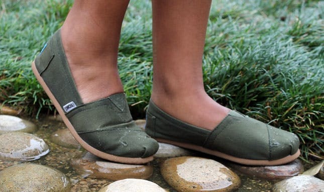 Life Lessons: How to Waterproof Your Shoes - Brit + Co