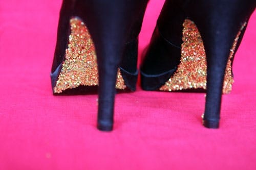 Heels with sale glitter bottom