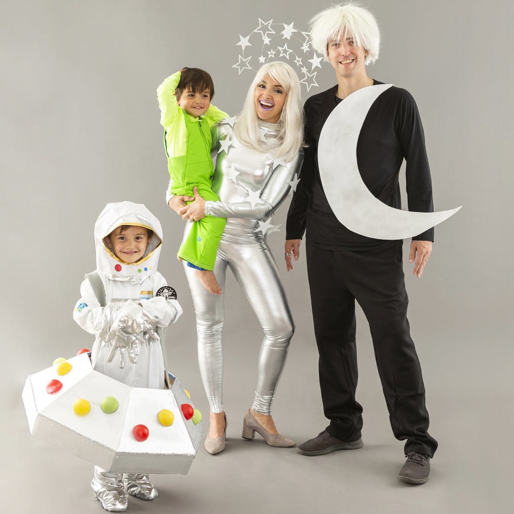This Space-Inspired Family Halloween Costume Is Out of This World picture