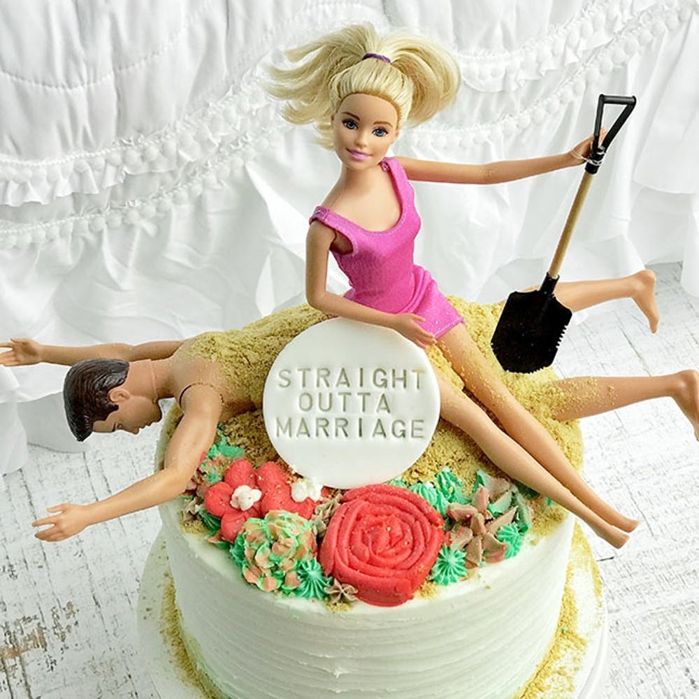 Woman Celebrates Marriage Ending With Epic Divorce Cake: 'I'm Free'