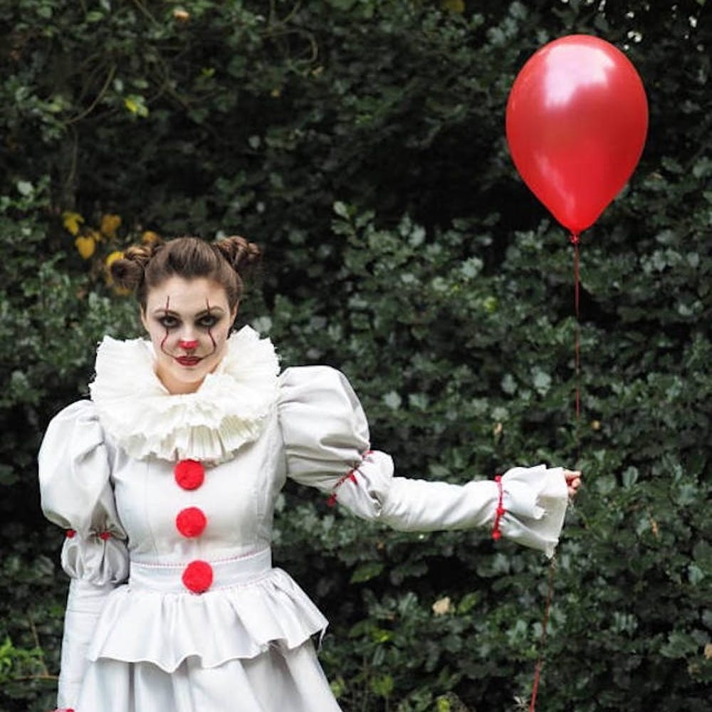 These Pennywise Costumes Are Scary AF and We Cant Even pic