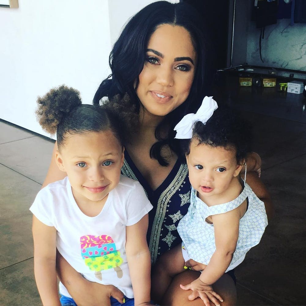 Ayesha Curry Slams Mom-Shamers Telling Her to Brush Daughter Riley's Hair