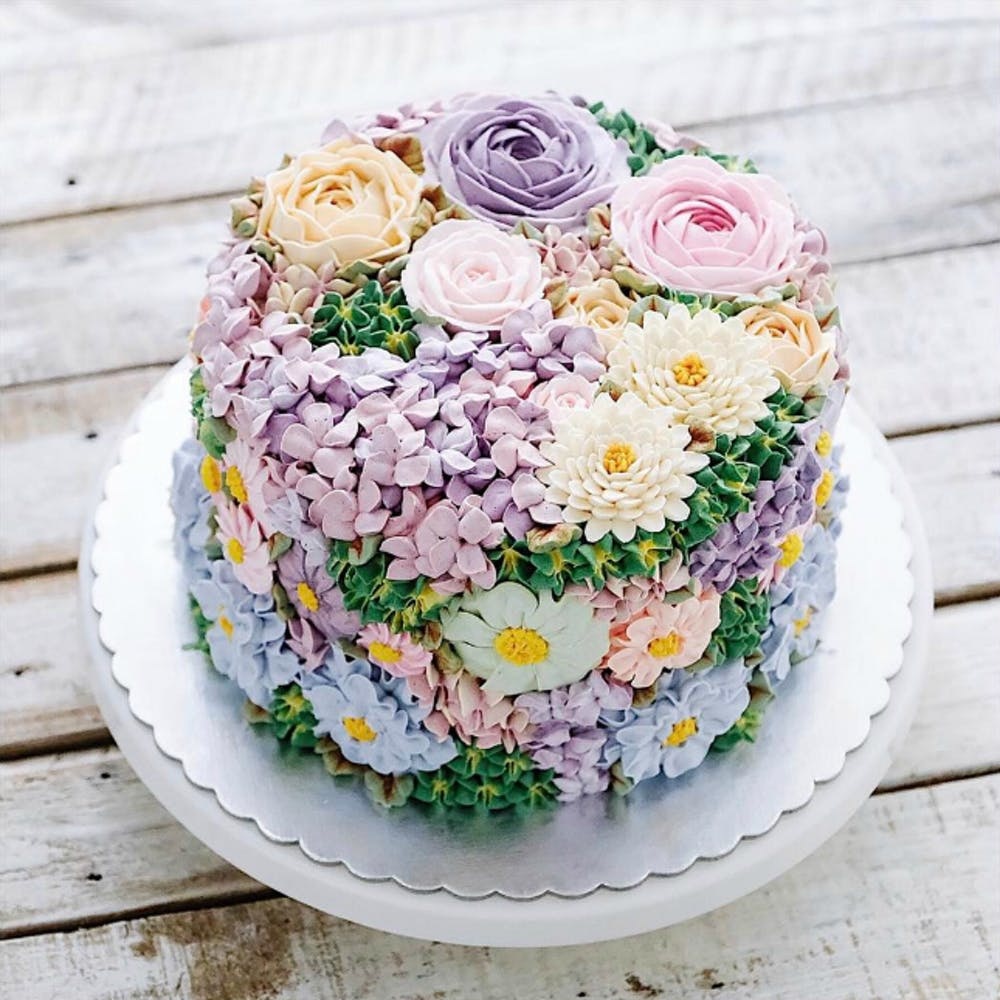 Write Name on Piped Buttercream Flower Birthday Cake