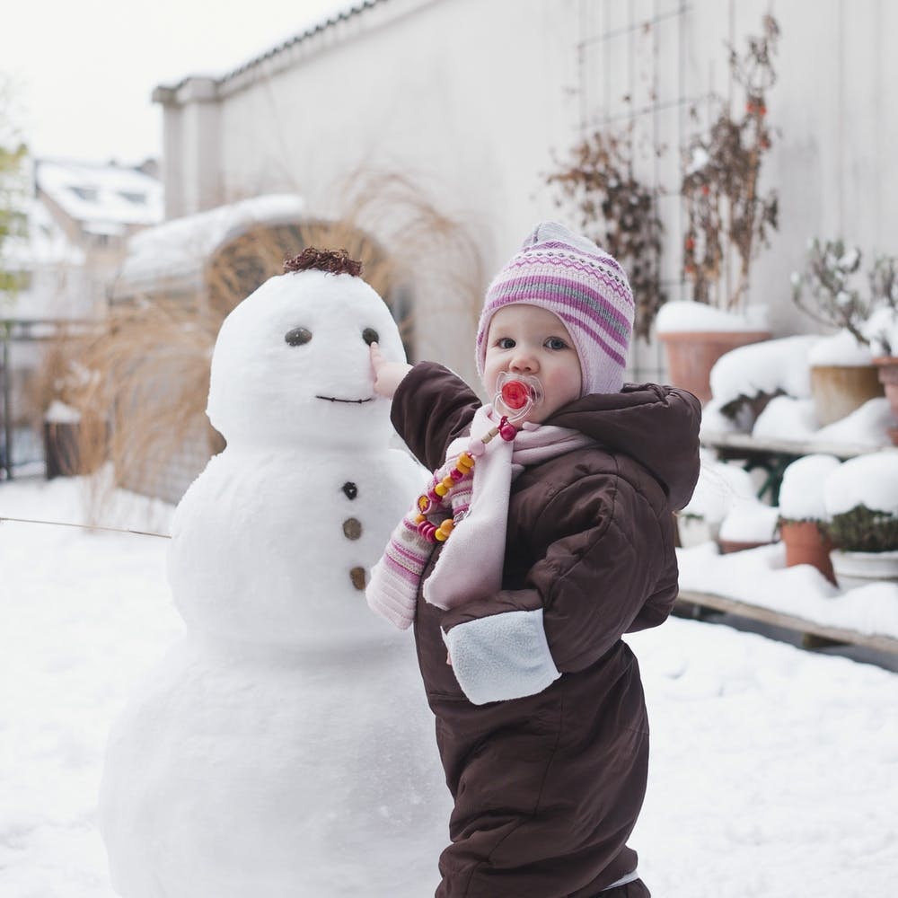 5 Winter-Wonderland Activities for You and Your Baby - Brit + Co
